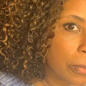 Meet your Posher, Sherry